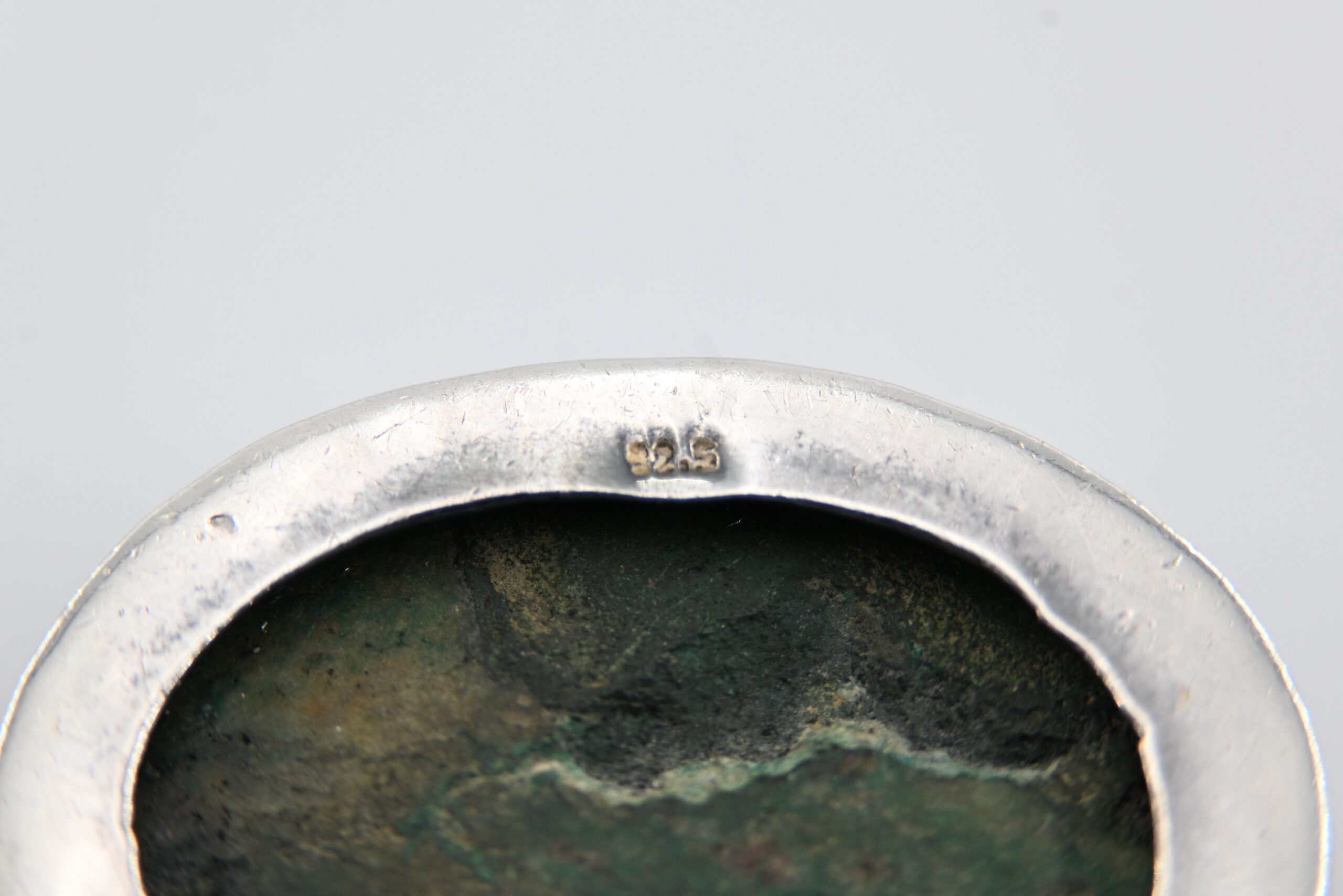 Sterling Silver and Malachite Jewelry Group with Two Rings, Pierced Earrings, and Two Pendants - Image 6