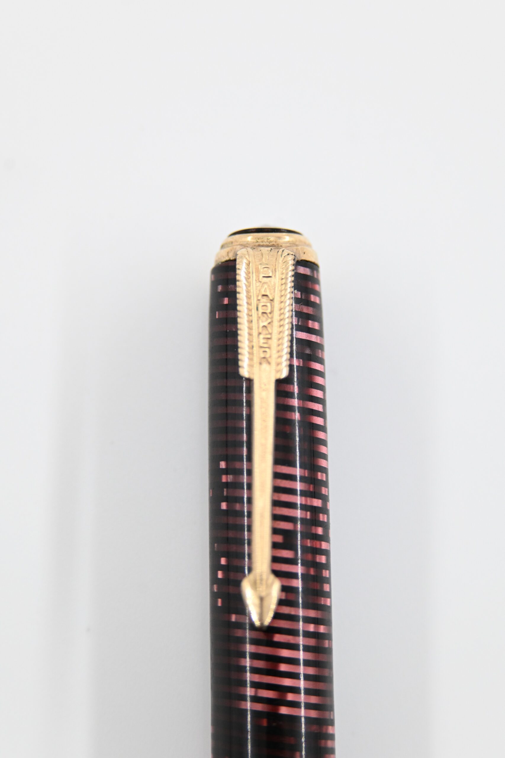 Vintage Parker Vacumatic Mechanical Pencil in Burgundy Pearl Striped Celluloid - Image 3