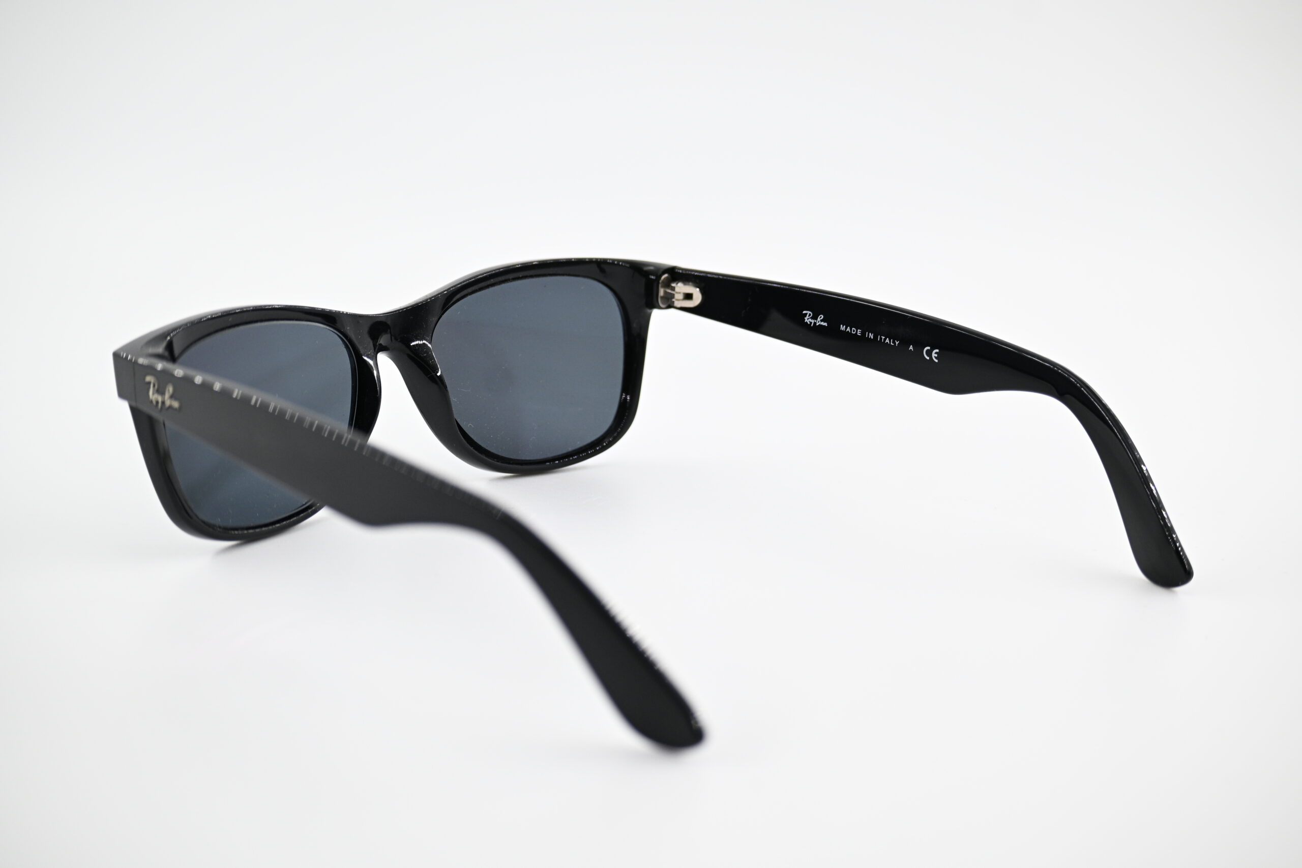 Ray-Ban New Wayfarer Black Sunglasses with Blue-Grey Tinted Lenses - Image 3