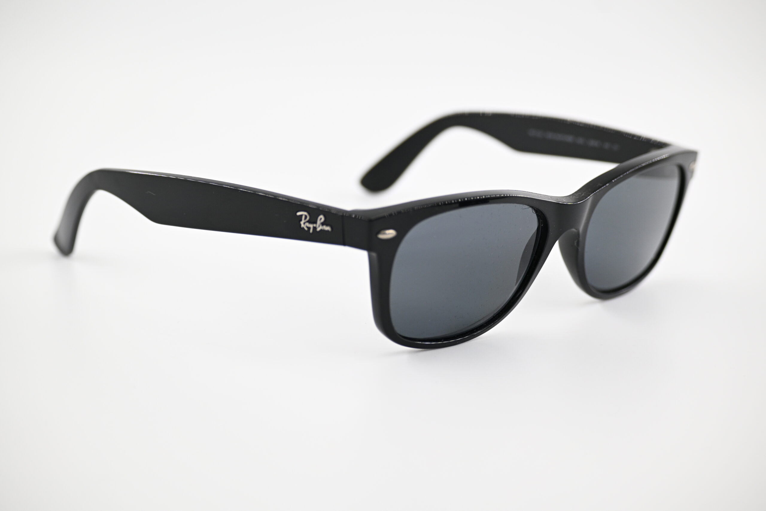 Ray-Ban New Wayfarer Black Sunglasses with Blue-Grey Tinted Lenses - Image 6