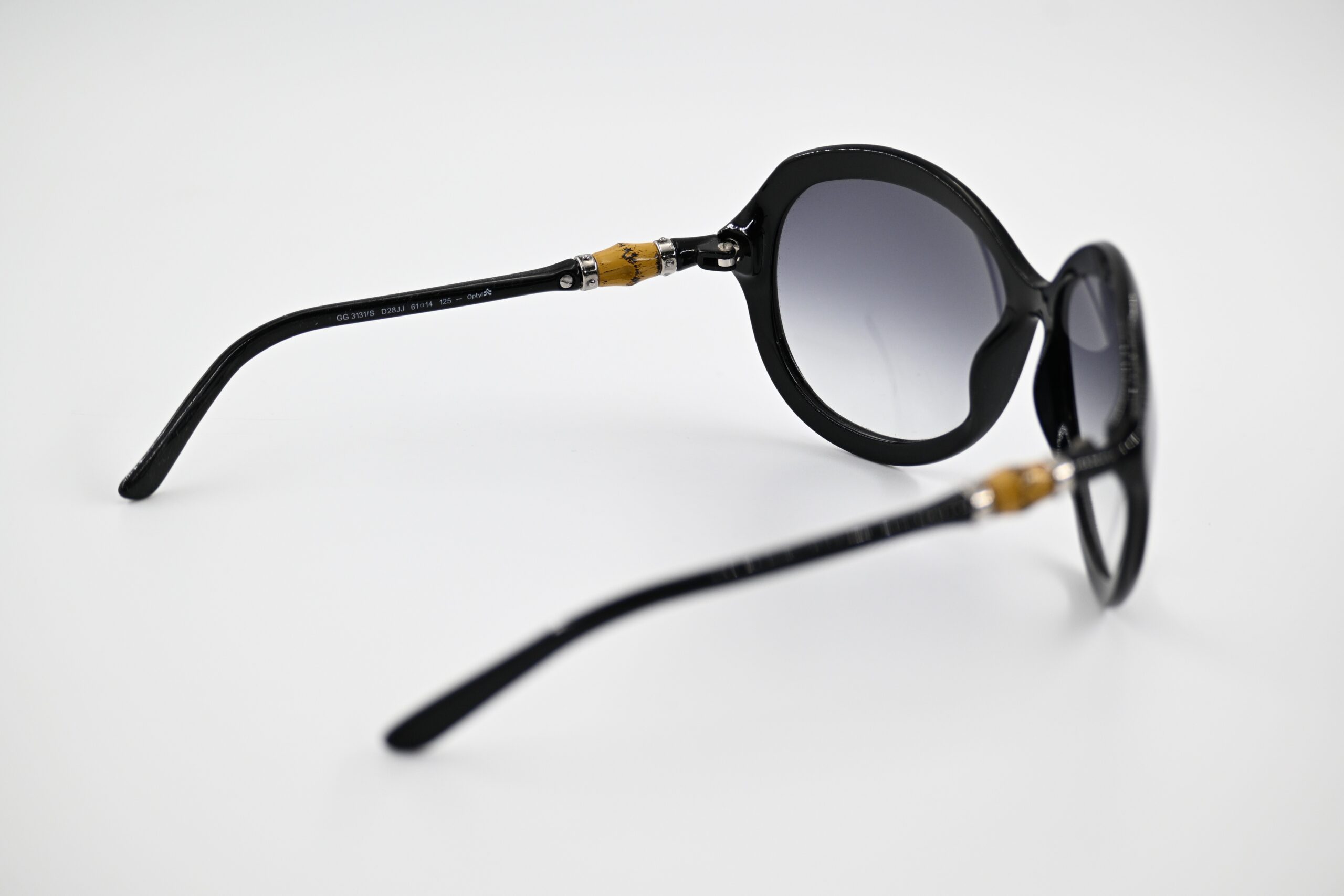 Gucci GG3131/S Black Oversized Round Sunglasses with Bamboo Detail Temples - Image 5