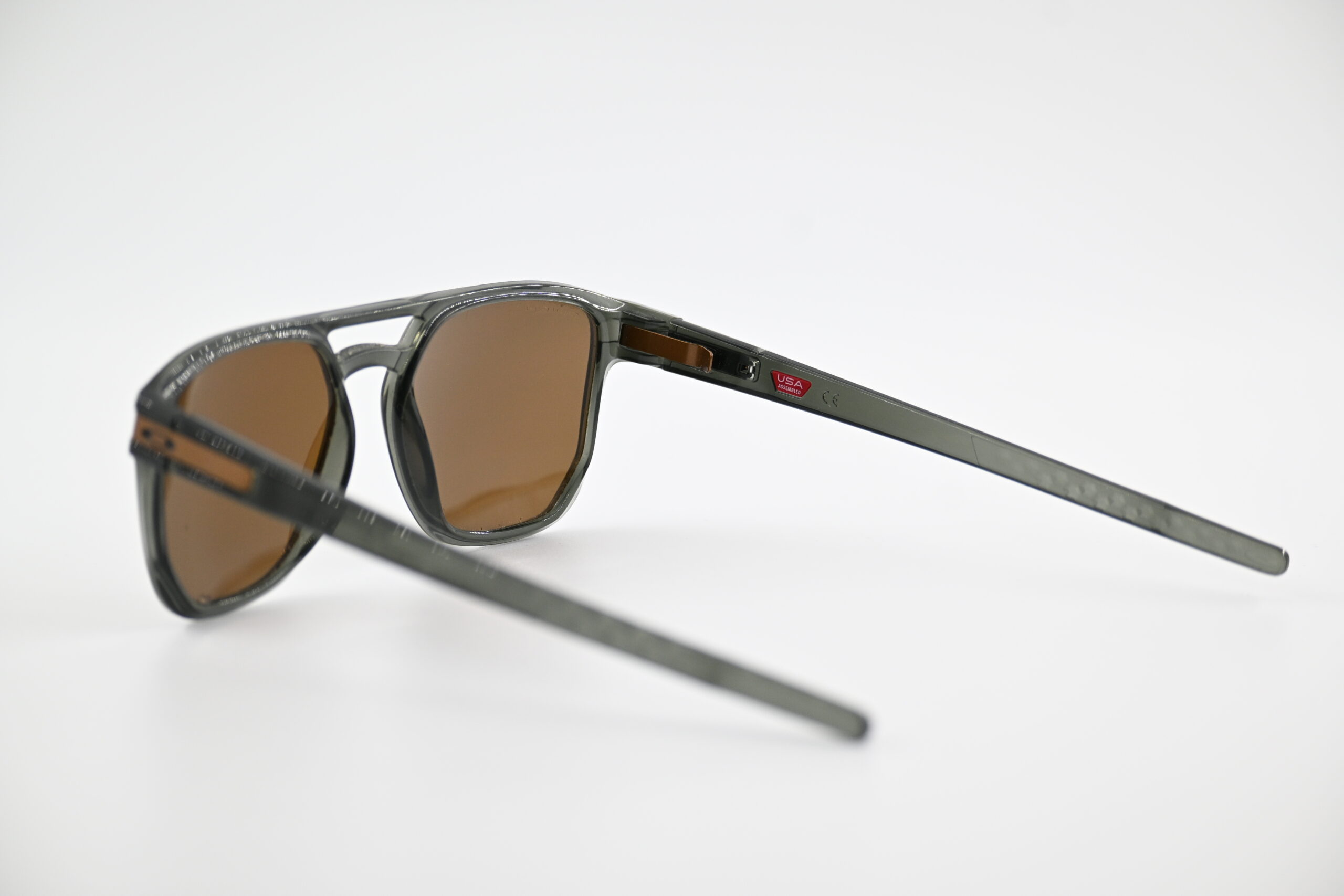 Oakley Latch Beta OO9436-0354 Sunglasses, Olive Ink Frame with Prizm Tungsten Lenses - Image 3