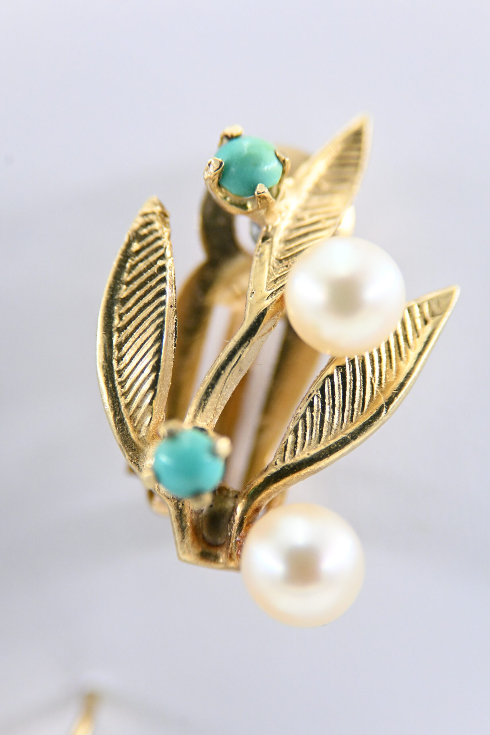 14K Gold Cultured Pearl and Turquoise Earrings with Associated Pendant - Image 4