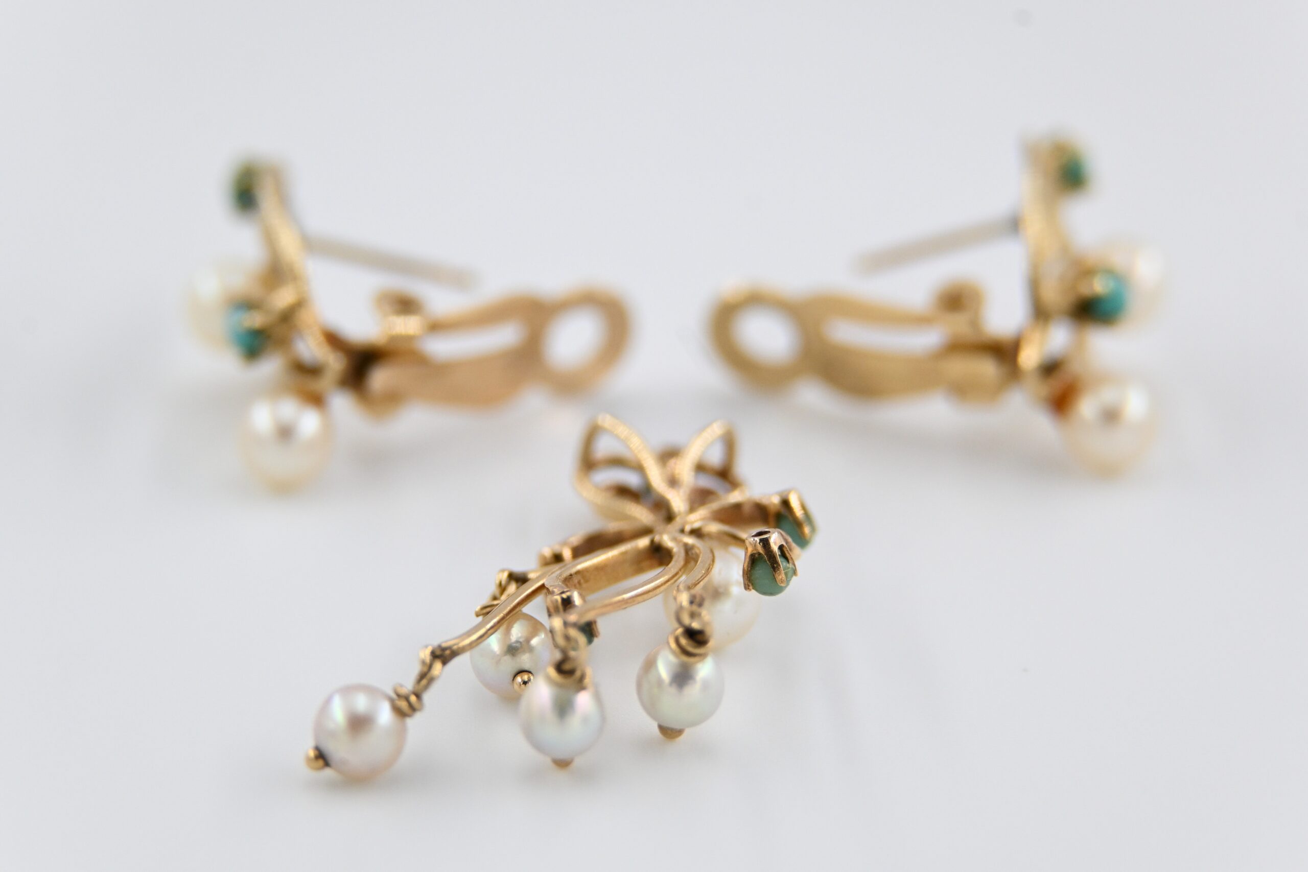 14K Gold Cultured Pearl and Turquoise Earrings with Associated Pendant - Image 6