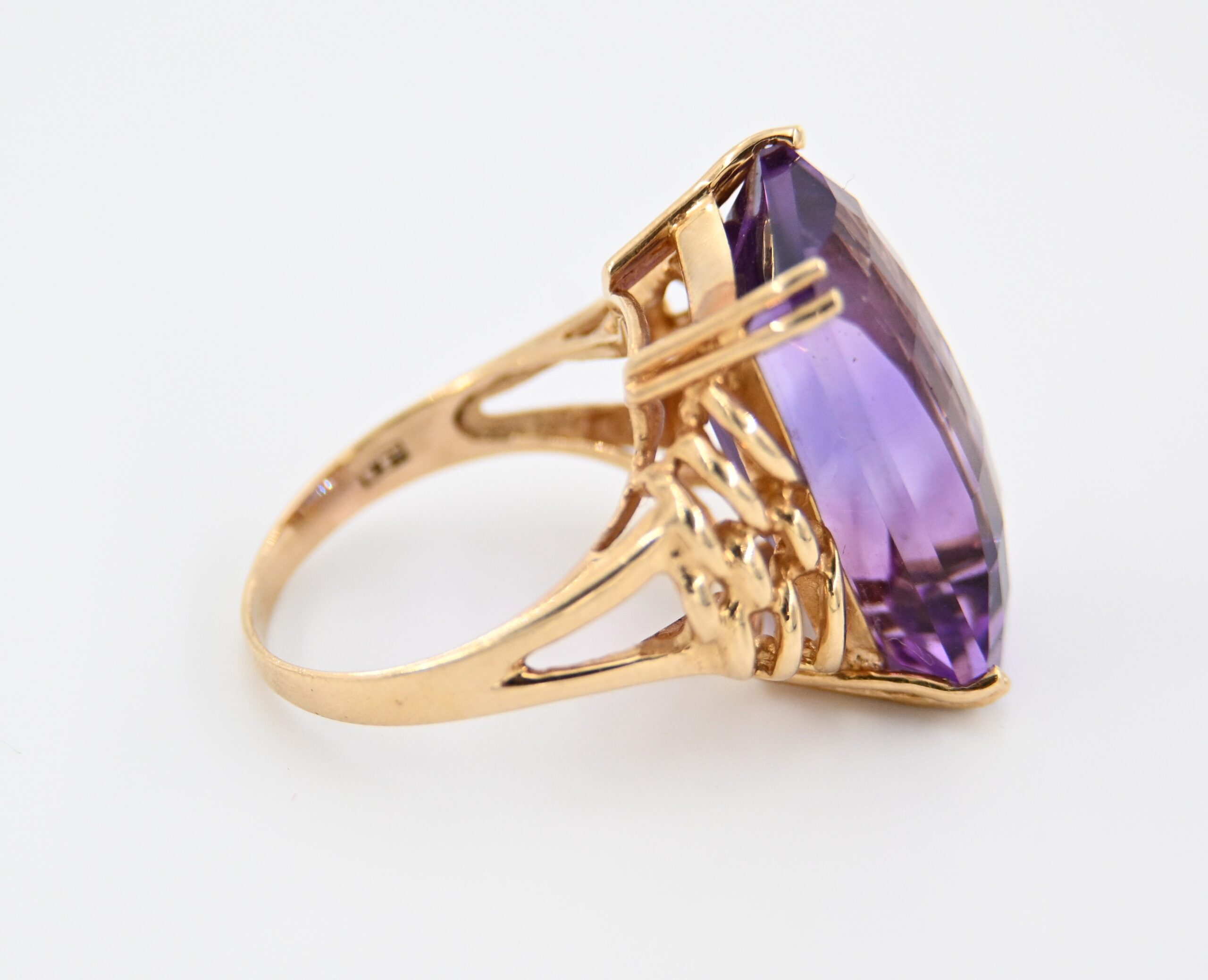14K Yellow Gold Large Emerald-Cut Amethyst Cocktail Ring - Image 4