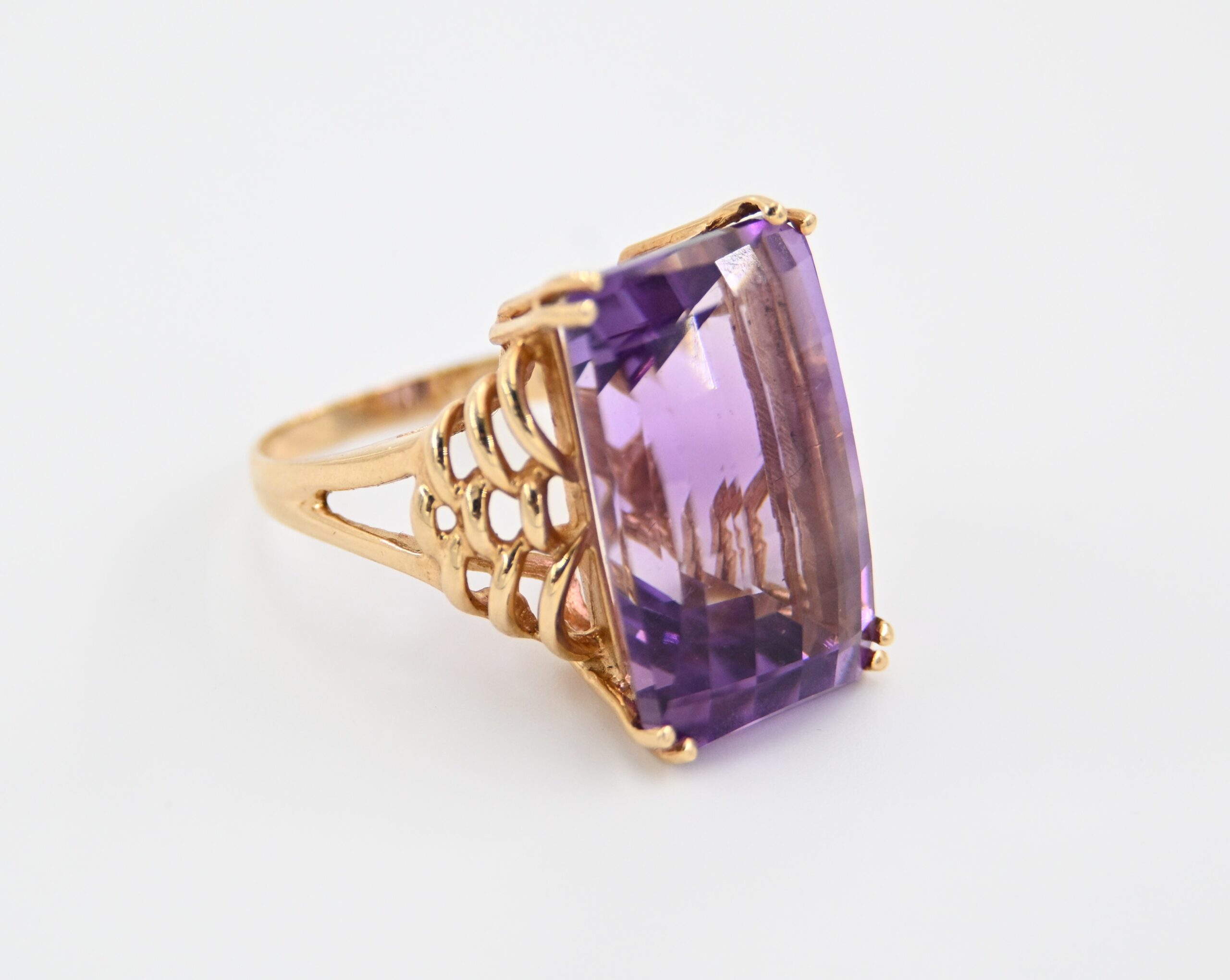 14K Yellow Gold Large Emerald-Cut Amethyst Cocktail Ring - Image 5