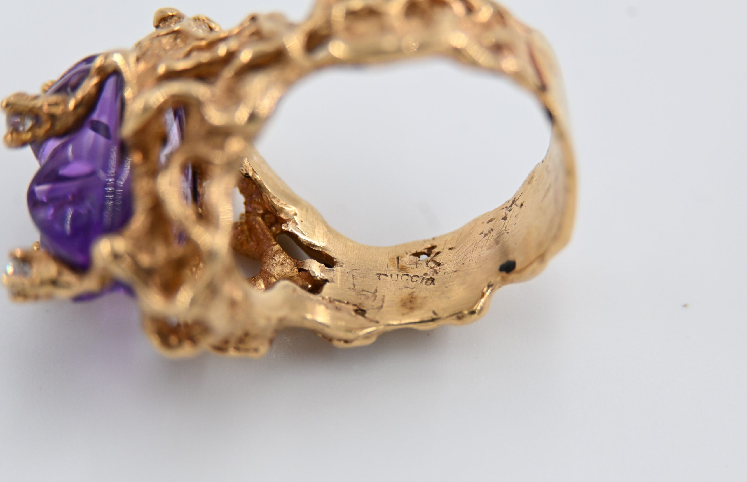 14K Gold Brutalist Artist Signed-Carved Amethyst & Diamond Cocktail Ring - Image 7