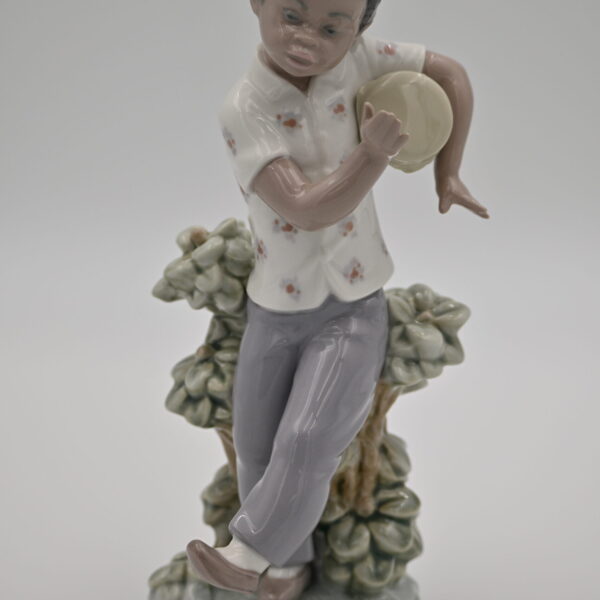 Lladro Porcelain Figurine Boy with Tambourine Dancing by Tree5