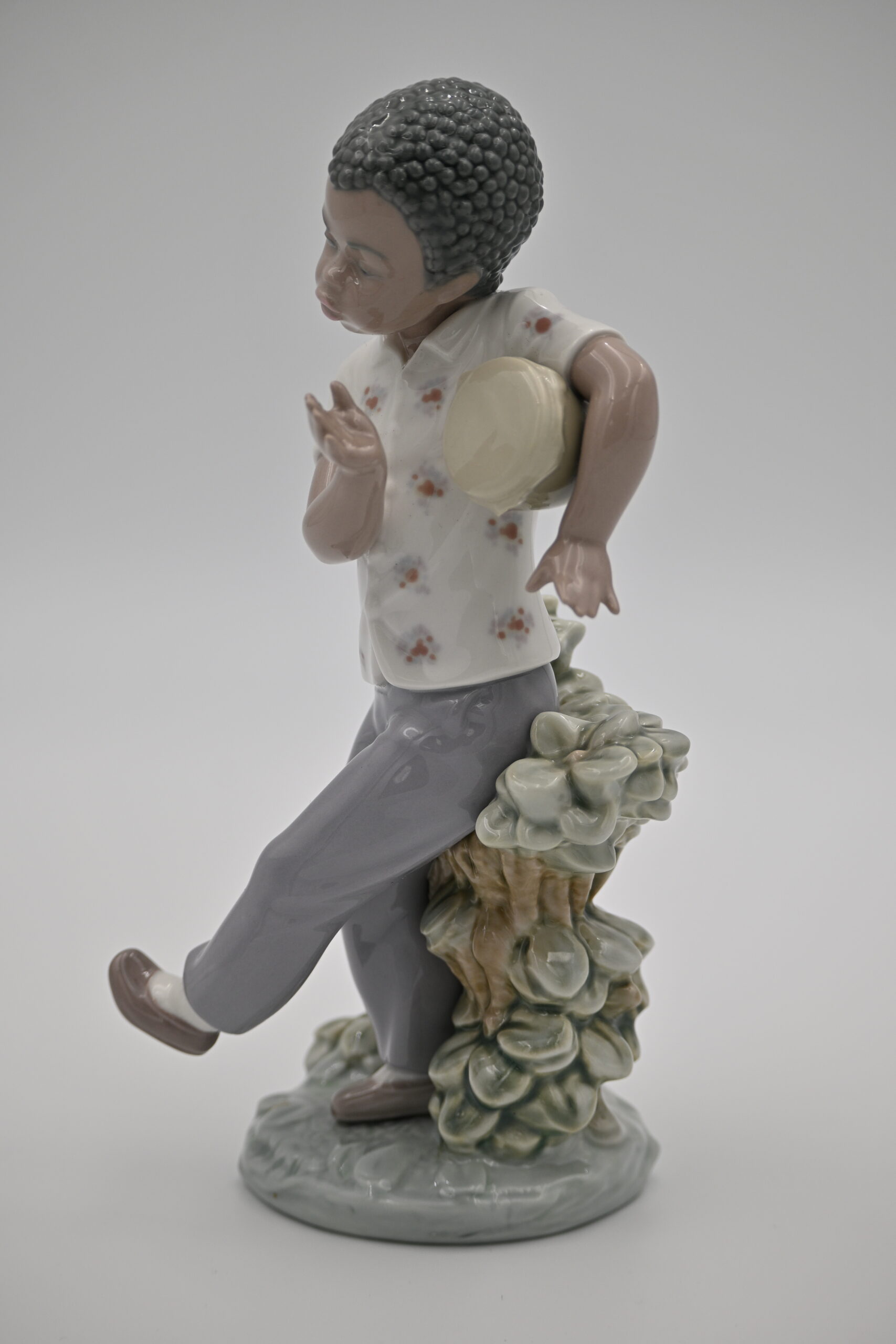 Lladro Porcelain Figurine Boy with Tambourine Dancing by Tree - Image 4
