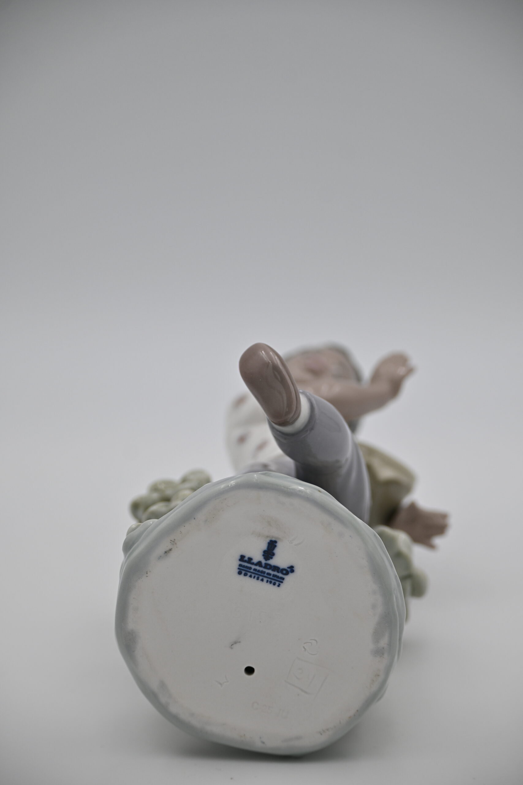 Lladro Porcelain Figurine Boy with Tambourine Dancing by Tree - Image 5