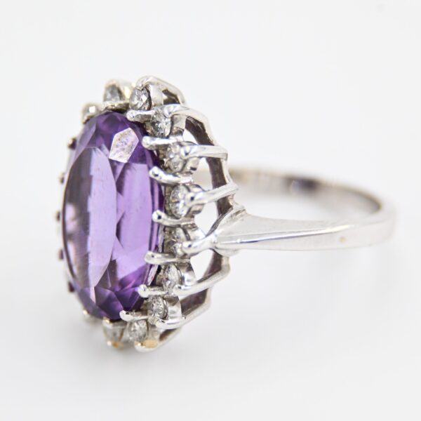 14K White Gold Oval Amethyst & Diamond Halo Cocktail Ring 5