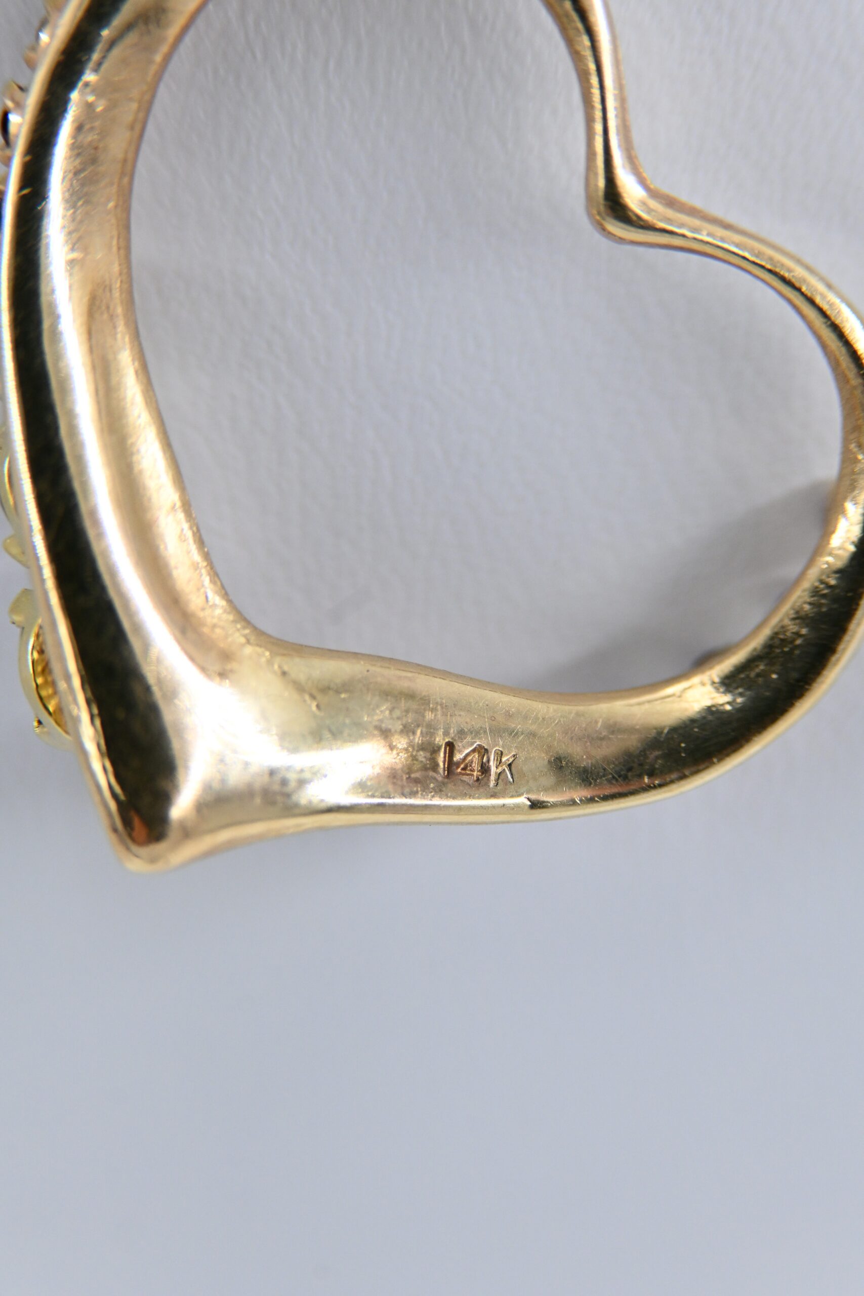 14K Yellow Gold Open Heart Garnet Pendant - Image 3