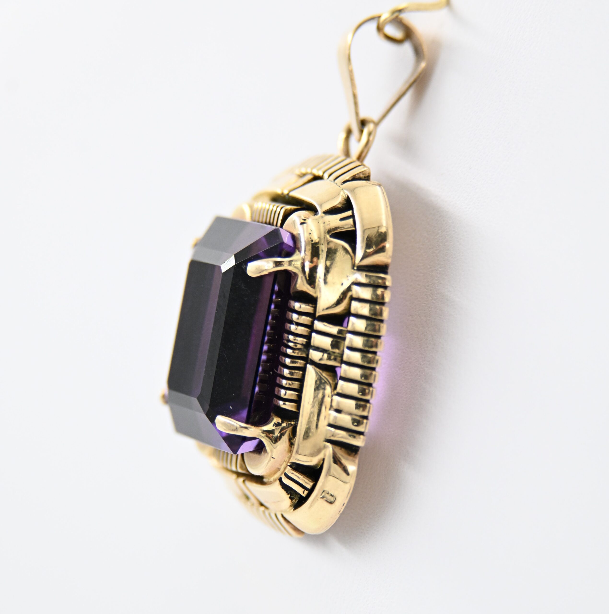 Rare Important Charles Johnson Native American 14k Yellow Gold and Amethyst Pendant - Image 2