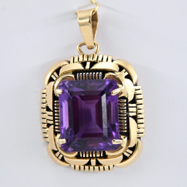 Rare Important Charles Johnson Native American 14k Yellow Gold and Amethyst Pendant4