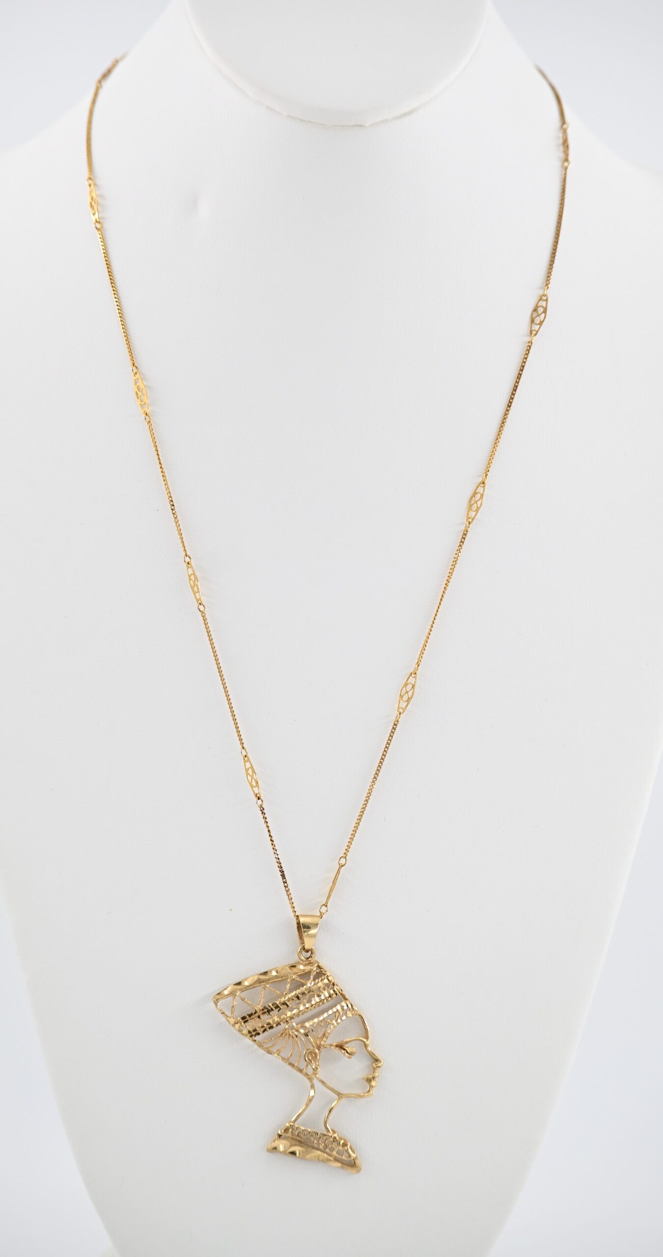 14K Yellow Gold Egyptian Revival Nefertiti Pendant Necklace