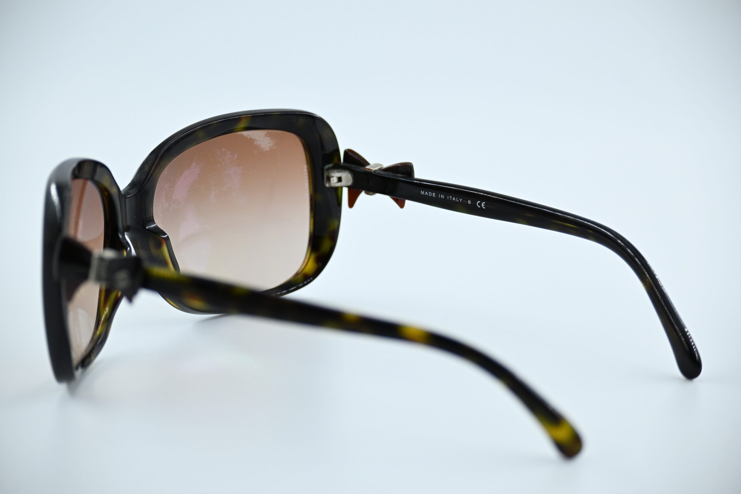 Chanel 5171 Dark Tortoise Oversized Sunglasses with CC Logo Bow Detail - Image 3