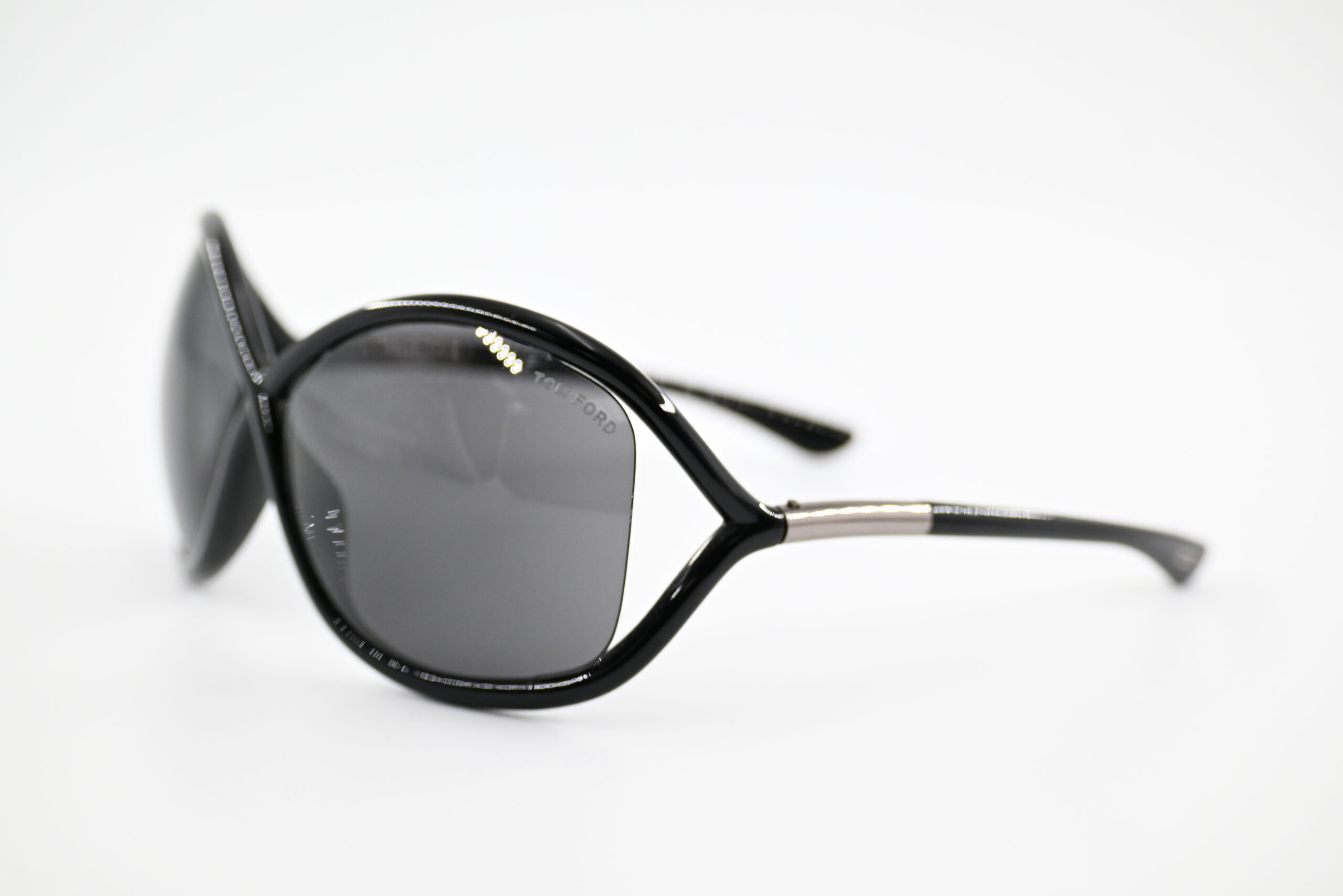 Tom Ford Whitney TF9 Black Oversized Crossover Sunglasses - Image 2