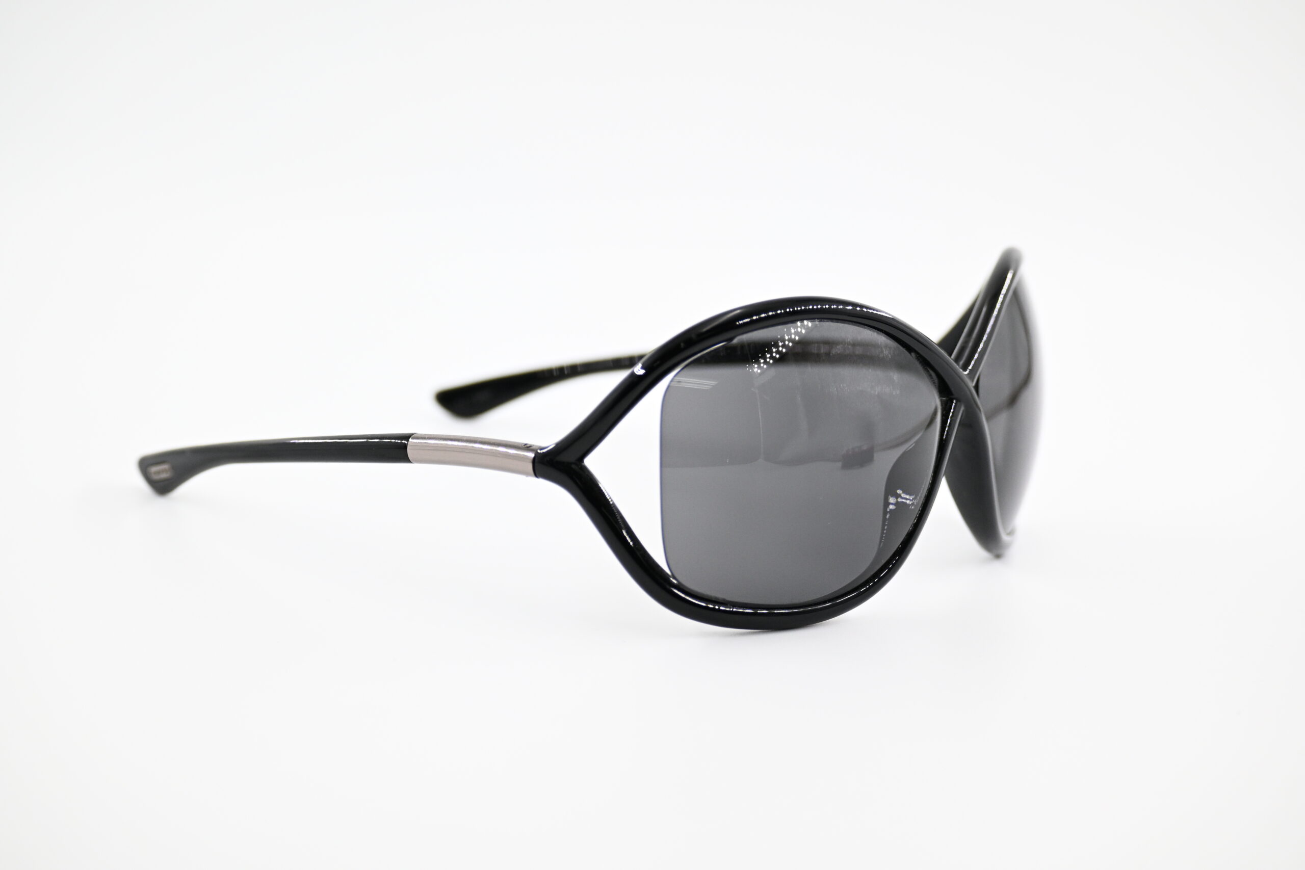 Tom Ford Whitney TF9 Black Oversized Crossover Sunglasses - Image 6