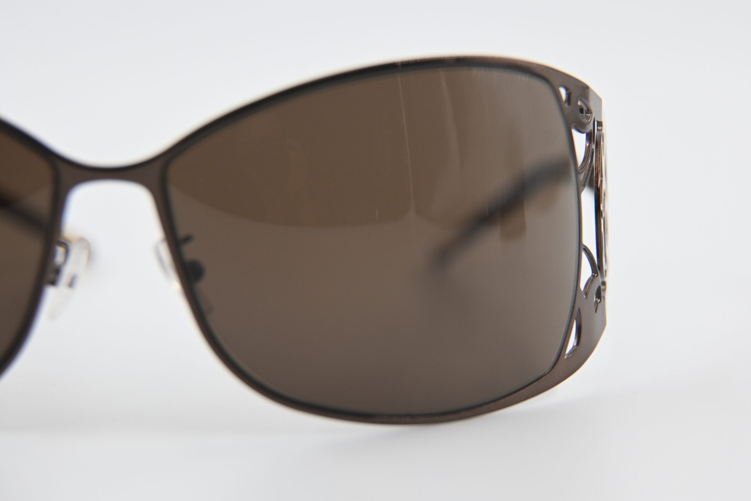 Invicta IEW002-04 Bronze Wraparound Sunglasses Filigree Cutout Temples Brown Lenses